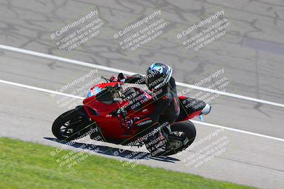 media/Apr-23-2022-Fastrack Riders (Sat) [[cb2d6ae73d]]/LEVEL 1/1145AM TURN 3 AND 4/